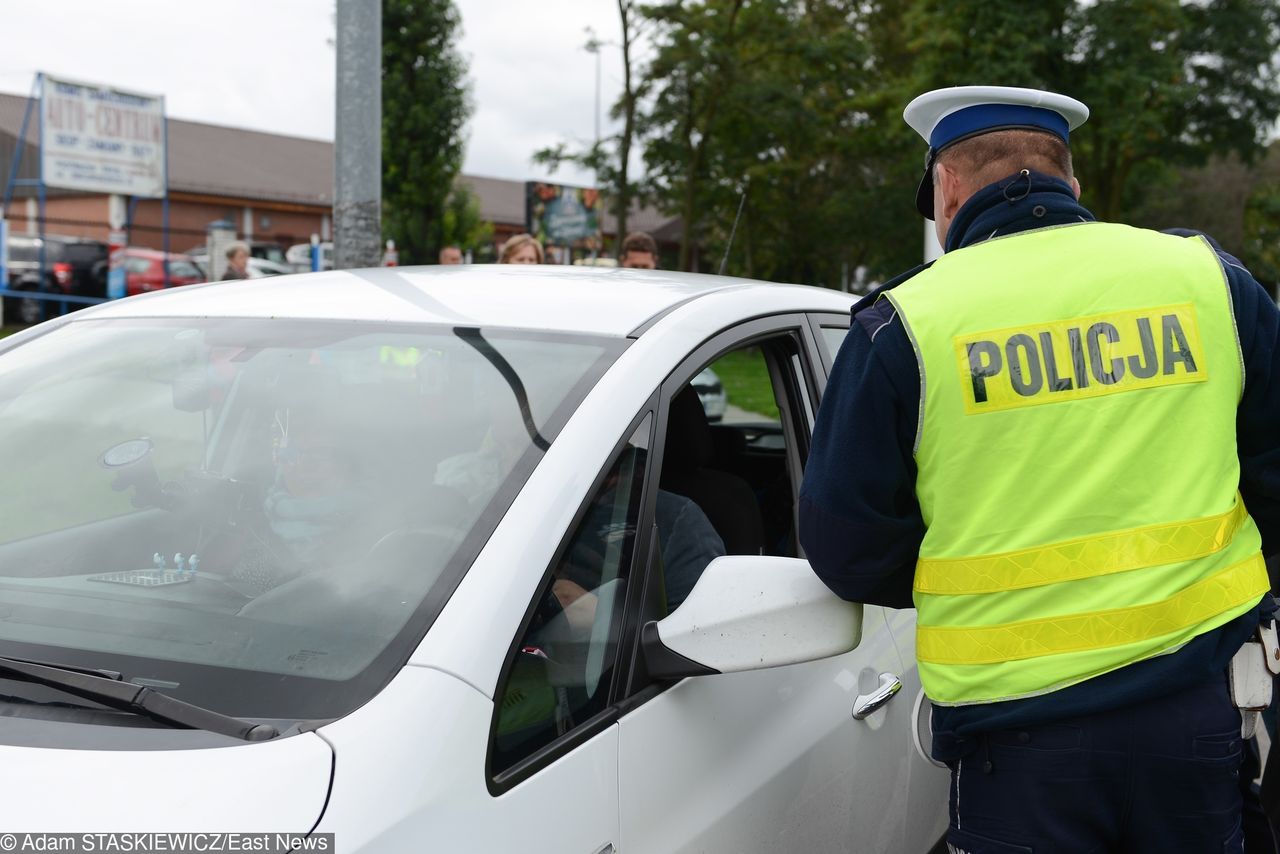 Śląsk. Przewoził osobowym BMW ośmioro dzieci