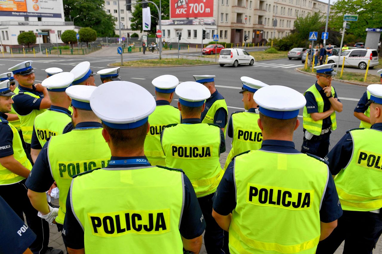Polscy policjanci ogłaszają strajk włoski. Jest oficjalna decyzja 