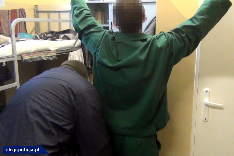 Handlowali narkotykami w więzieniu. Zatrzymano dziewięć kolejnych osób 