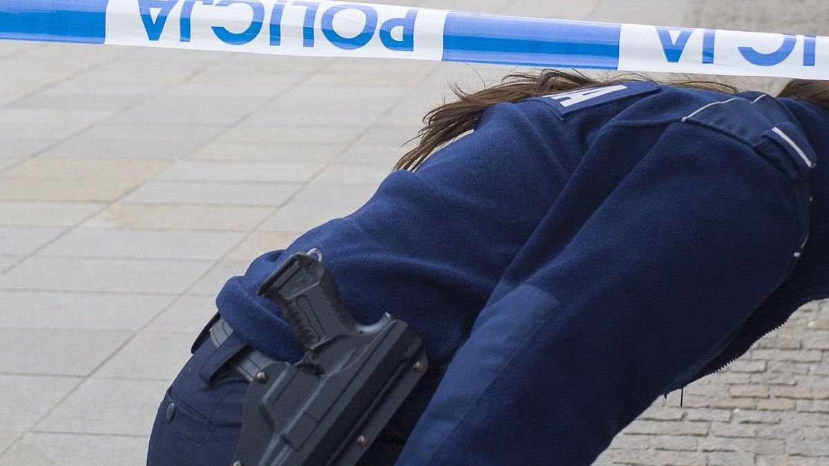 Ciało kobiety odkryto w miejscowości Włodzimierzów. Natknął się na nie przypadkowy spacerowicz. Zdjęcie ilustracyjne.