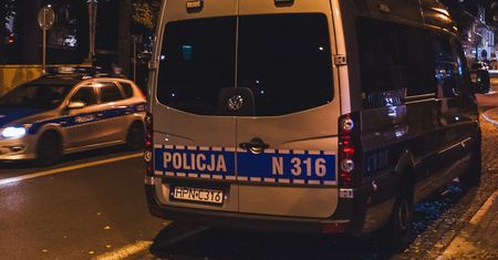 Tragiczny wypadek pod Warszawą. Zderzenie bmw i hondy