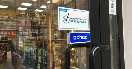 Nocna prohibicja w Krakowie. Niemal 150 sklepów nie sprzedaje alkoholu w nocy