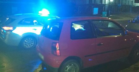 Gdańsk. Pijani kierowcy zatrzymani po pościgu. Samochód uderzył w radiowóz