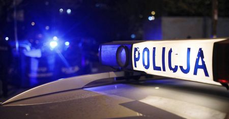 Obezwładnili portiera i zabrali pieniądze na wypłaty. Ukradli 15 tys. euro