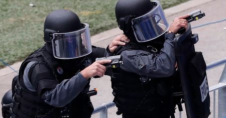 W siedzibie francuskiego premiera znaleziono ciało policjanta