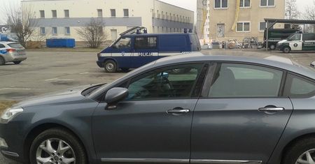 Syn ukradł samochód. Matka przypadkiem go wydała