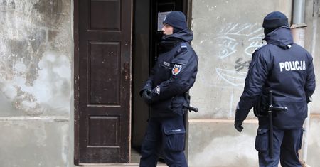 Koronawirus w Polsce i na świecie. Statystyki policji zaskakują