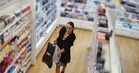 Sprytna złodziejka z Gdańska. Policja prosi o pomoc
