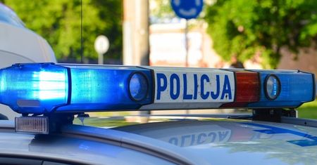 2,5-latek wypadł z okna w Mysłowicach. Był pod opieką dwóch osób