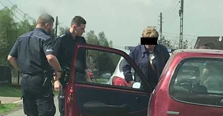 70-latek obnażał się przed matką z dzieckiem. Sąsiad ruszył w pościg