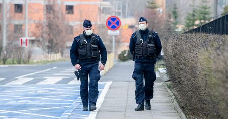 Koronawirus w Polsce. Kobieta uciekła z kwarantanny. Przyszła na komisariat
