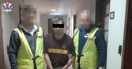 Włamał się do kiosku. Zapomniał, że zostawia ślady na śniegu