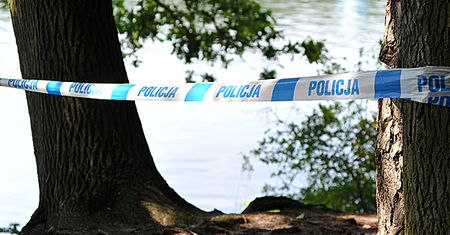 Zwłoki księdza w jeziorze. Prokuratura przejmuje sprawę
