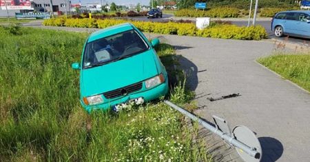 Ostrołęka. Miał 5 promili alkoholu. Próbował przejechać policjanta