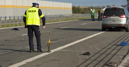 Krakowska policja sprawcy agresji drogowej. Mógł wystrzelić do innego pojazdu