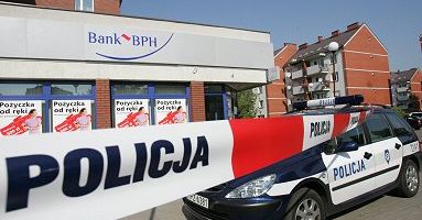 Napady na banki w Warszawie i Krakowie - czarna seria?