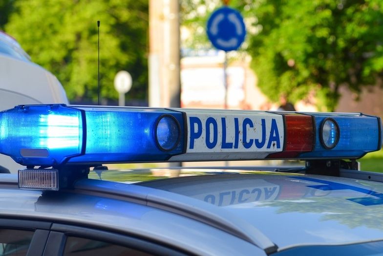 2,5-latek wypadł z okna w Mysłowicach. Był pod opieką dwóch osób