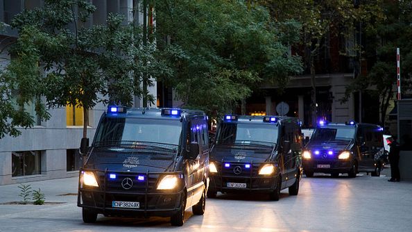 Zamach bombowy na przedmieściach Barcelony. Policja: to porachunki gangsterskie