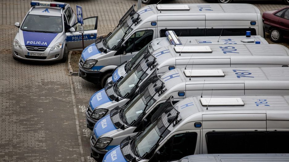 Policjanci musieli odłożyć rzeczy, którymi się do tej pory zajmowali