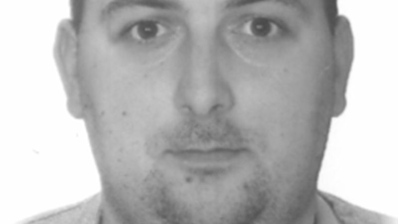 Poszukiwany przez Policję Bartosz Donarski.