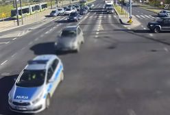 Pędził przez Olsztyn z konającym szczeniakiem w samochodzie. Policja ruszyła na pomoc