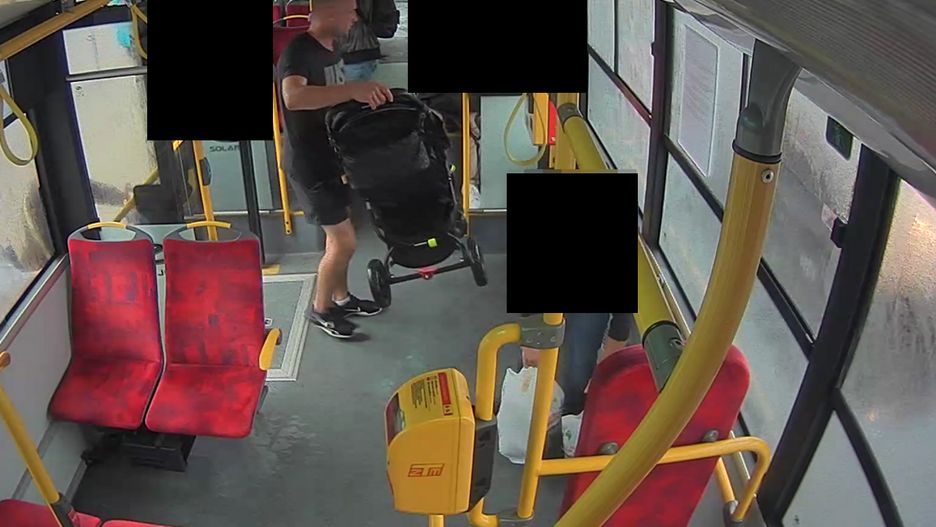 Podejrzanego zarejestrował monitoring w autobusie 