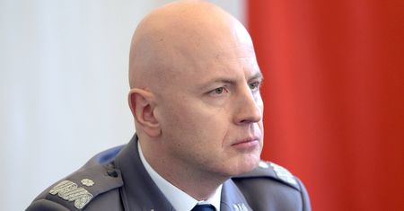 12-letnia rowerzystka potrącona w Warszawie. Pomógł jej Komendant Główny Policji