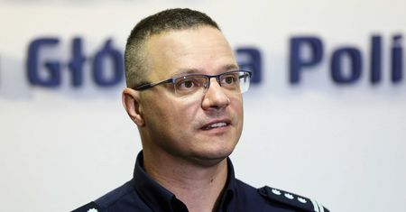 Rzecznik policji wrzucił nagranie z zagranicy. Internauci oburzeni