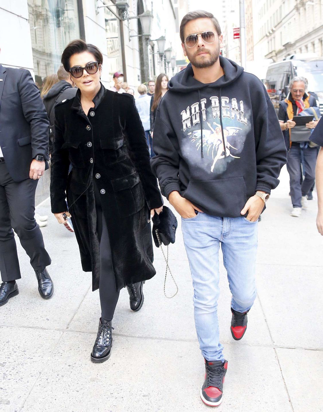 Scott Disick ma krótkie włosy i wygląda bardzo sexy