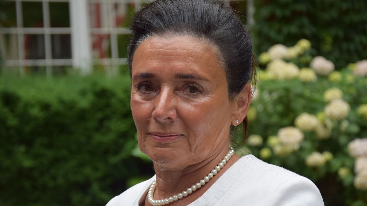 Prof. Alicja Chybicka prosi o pomoc.