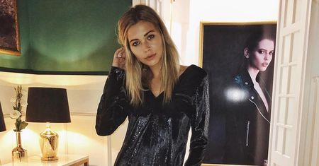 Sandra Kubicka cała w czerni. Wie, jak kusić strojem