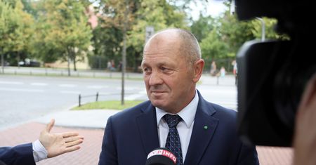 "Tłit". Marek Sawicki prześmiewczo o Jarosławie Kaczyńskim. Poniosło go też ws. Donalda Tuska