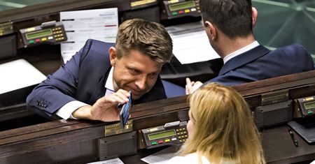 Ryszard Petru i Joanna Schmidt razem. Były mąż posłanki ma swoją teorię