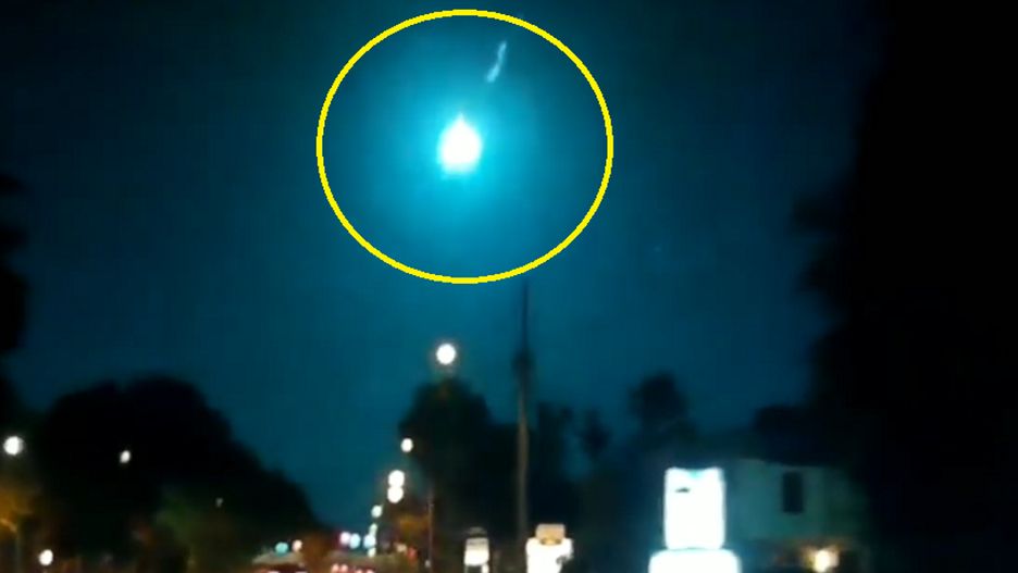 Meteor rozświetlił niebo