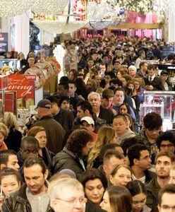 Rekord na kilka godzin przed północą. Polacy pokochali Black Friday