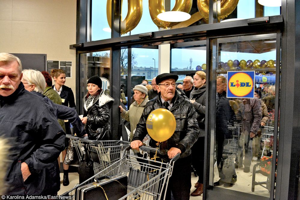 Pięć osób aresztowanych, 17 rannych. Wyprzedaż prosecco ofiarą trolli