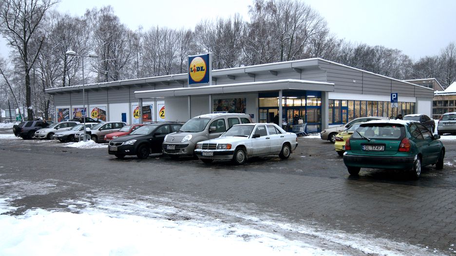 Lidl w specjalnym komunikacie wydanym z tej okazji oczekuje, że klienci będą wybierali produkty wskazujące na lepsze warunki życia zwierząt