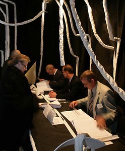 Nietypowe lokale wyborcze - wypoczynkowa szachownica