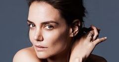 Naturalna Katie Holmes w "More Magazine"