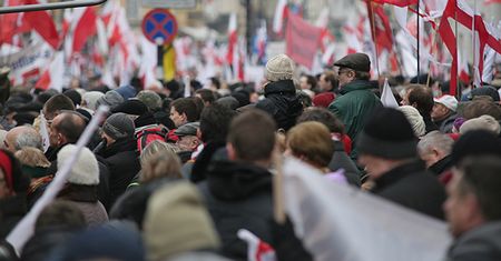 PiS poinformowało o wydarzeniach 10. kwietnia. Fala hejtu w komentarzach