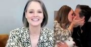 Złote Globy 2021: Jodie Foster z żoną skradły show! Cały świat zobaczył ich soczystego całusa [WIDEO]