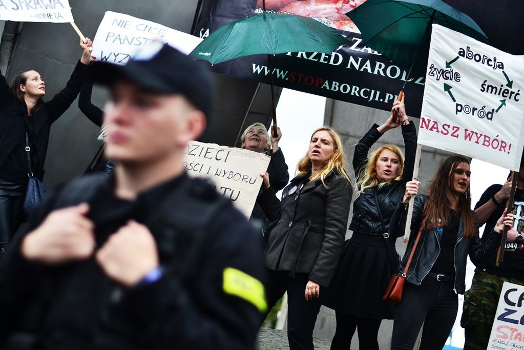 Polki donoszą na siebie do prokuratury i szykują kolejny wielki protest