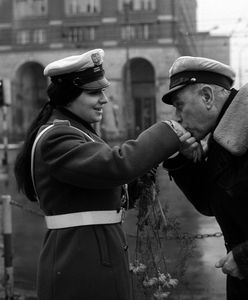 Dzień Kobiet 2020. Dlaczego obchodzimy go 8 marca? Jaka jest historia tego święta?