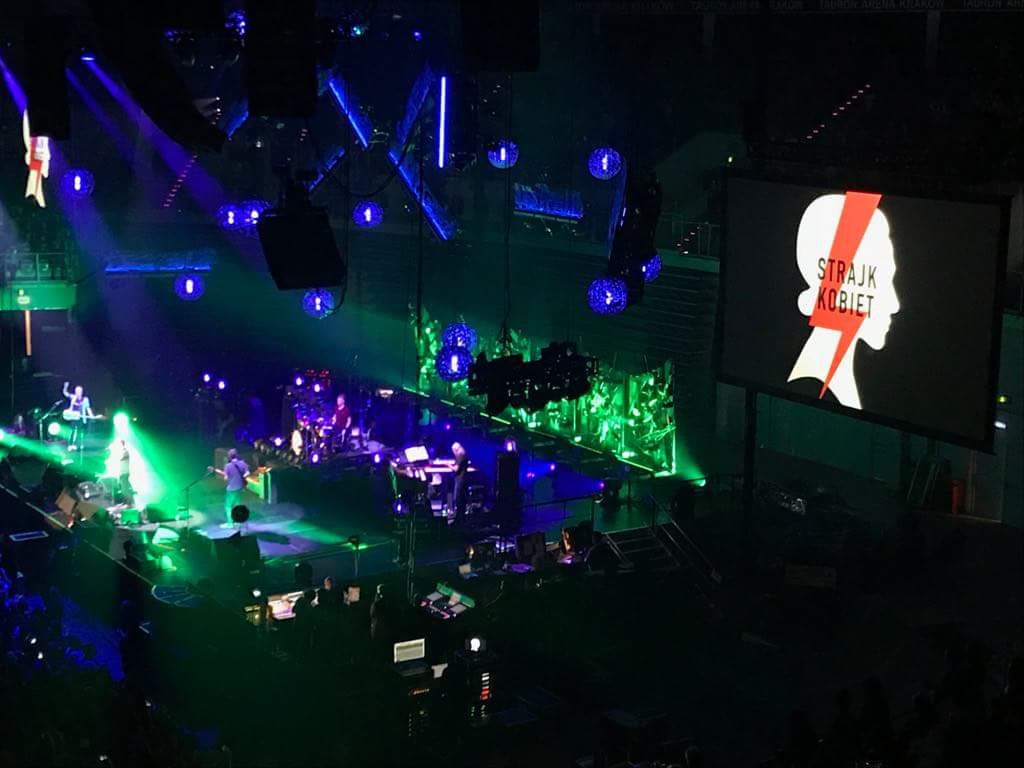 Zespół Pearl Jam okazał wsparcie polskim kobietom na koncercie w Krakowie