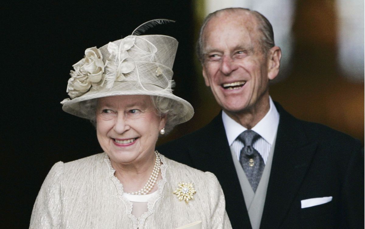 Królowa Elżbieta II i książę Filip obchodzą 72. rocznicę ślubu. Książę Harry i księżna Meghan ślą życzenia