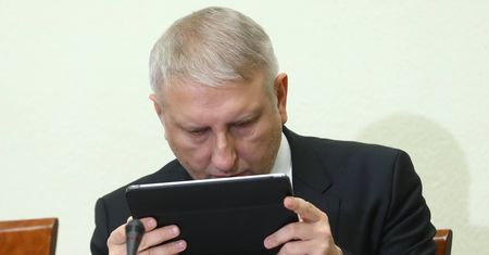 Politycy PiS potępiają tweet partyjnego kolegi. "Jestem oburzony jego słowami"