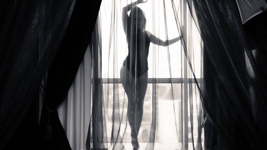 Według niektórych badań, zdradza lub romansuje nawet połowa mężczyzn będących w związkach