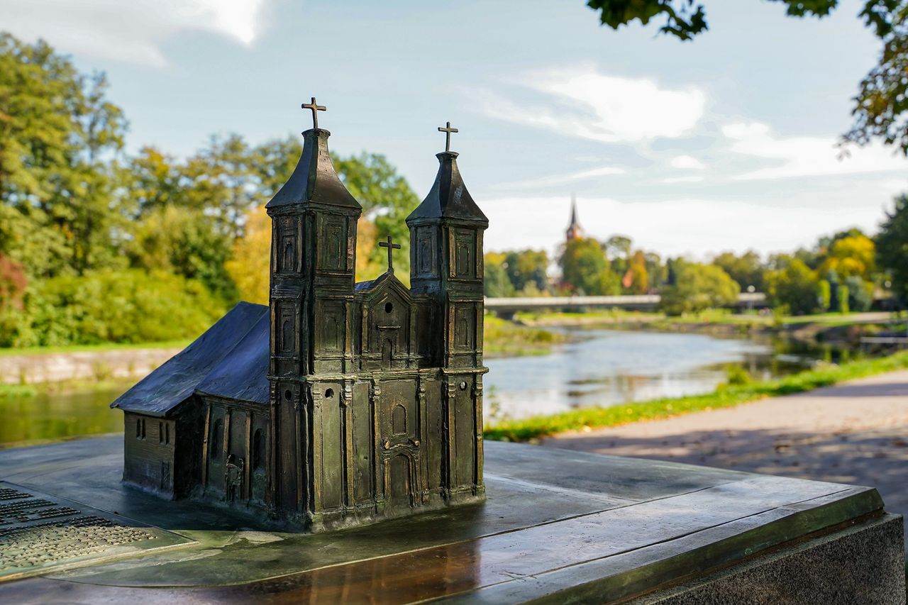 Nad Gwdą odsłonięto makietę kościoła św. Janów