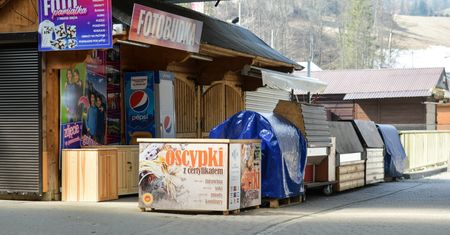Czasowe zwolnienie ze składek na ZUS. "Istotne dla branż, które są wyłączone z funkcjonowania"