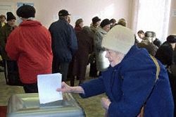 Frekwencja w Rosji rośnie, władze zachęcają do głosowania
